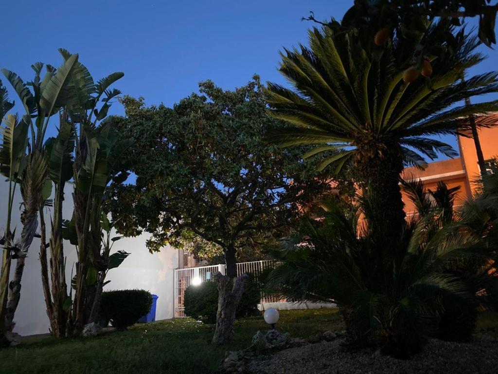 Squinzano Viro House Bed & Breakfast エクステリア 写真