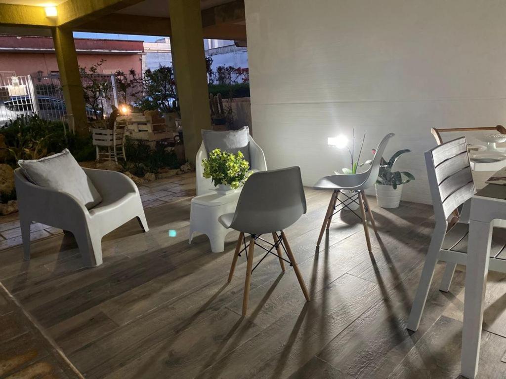 Squinzano Viro House Bed & Breakfast エクステリア 写真