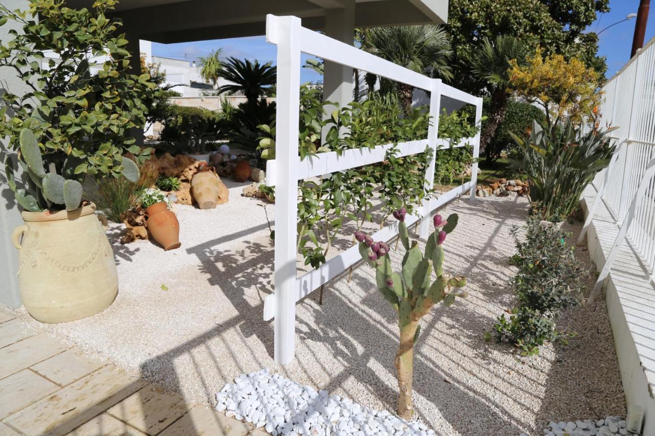 Squinzano Viro House Bed & Breakfast エクステリア 写真