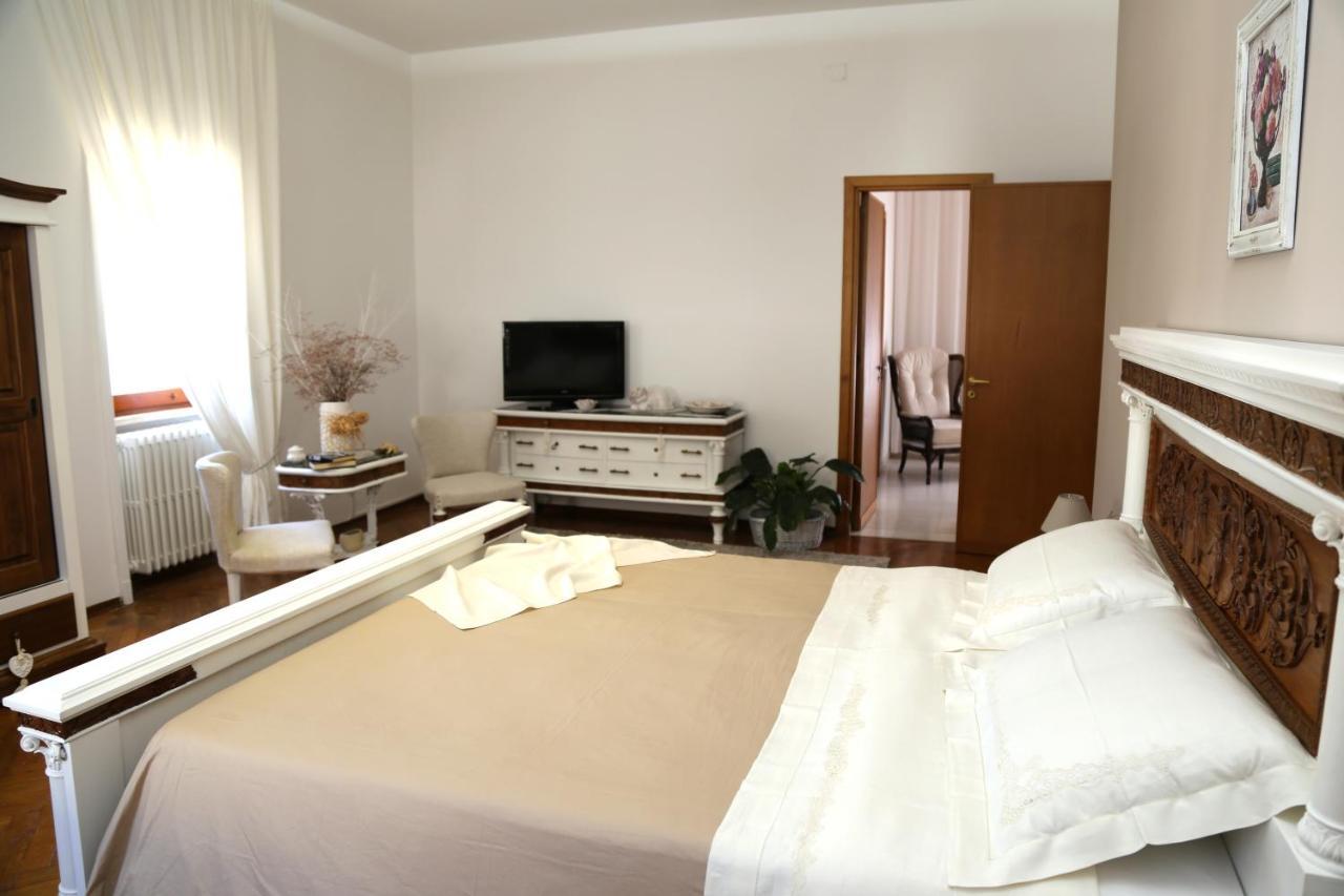 Squinzano Viro House Bed & Breakfast エクステリア 写真